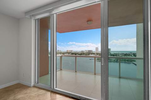 2640 Lake Shore Drive #2011, Riviera Beach FL - photo 23 of 68