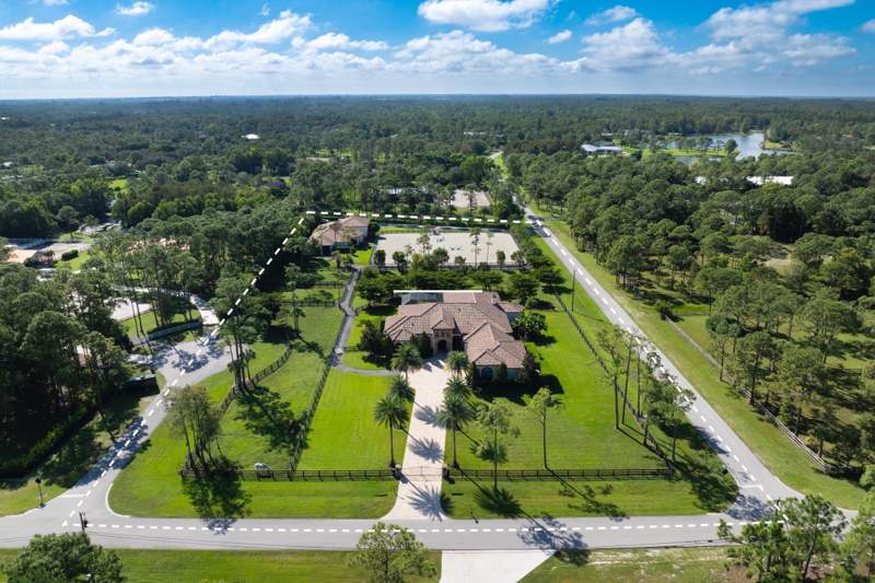 5 bedroom Single Family Residence at 11780 Otter Run, Homeland, Lake Worth — photo 3