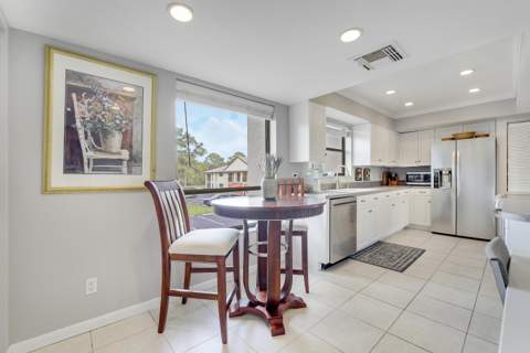 402 Wingfoot Drive #B, Jupiter FL - photo 12 of 28