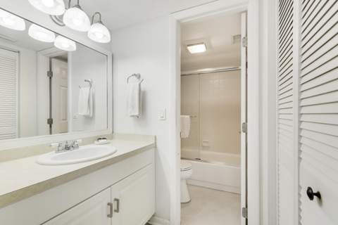 402 Wingfoot Drive #B, Jupiter FL - photo 22 of 28