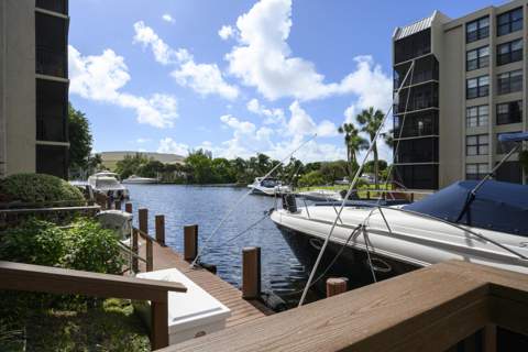 8 Royal Palm Way #2050, Boca Raton FL - photo 24 of 26