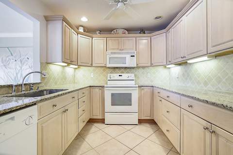 5611 SE Foxcross Place #5611, Stuart FL - photo 15 of 33