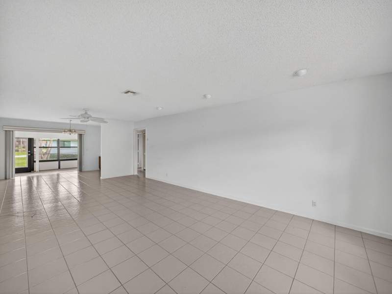 2 bedroom Villa at 4355 Cedar Tree Place #B, Bent Tree East, Boynton Beach — photo 3