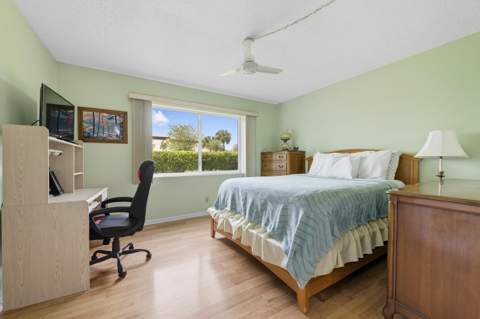 3075 Gardens East Drive #14, Palm Beach Gardens FL - photo 19 of 24