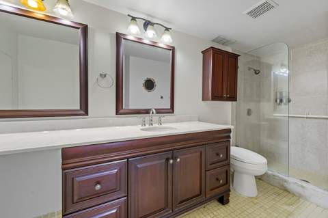 3075 Gardens East Drive #14, Palm Beach Gardens FL - photo 11 of 24