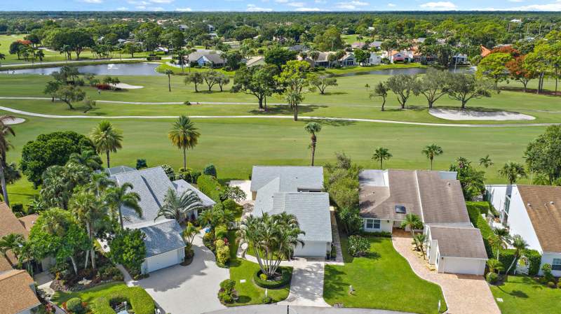 2 bedroom Single Family Residence at 6642 S Pine Court, Eastpointe, Palm Beach Gardens — photo 5
