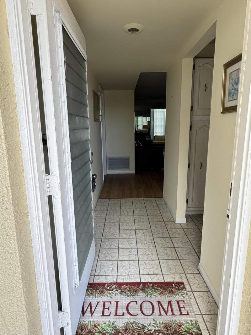 1 bedroom Condominium at 2515 NE 1st Court #215, Village Royale On The Green Condo, Boynton Beach — photo 2