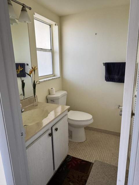 2515 NE 1st Court #215, Boynton Beach FL - photo 6 of 10