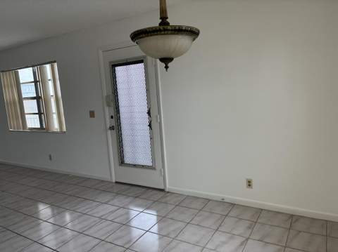 574 Burgundy L #574, Delray Beach FL - photo 7 of 55