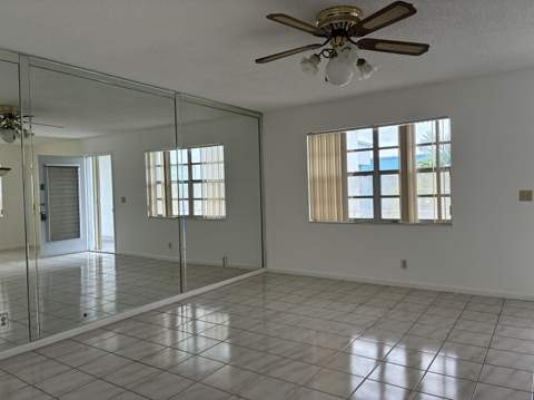 574 Burgundy L #574, Delray Beach FL - photo 11 of 55