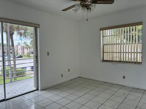574 Burgundy L #574, Delray Beach FL - photo 22 of 55
