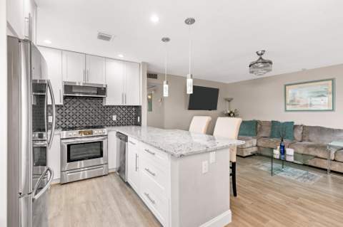 184 Oakridge L #184, Deerfield Beach FL - photo 8 of 55