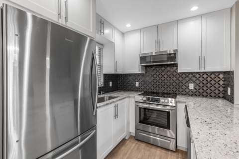 184 Oakridge L #184, Deerfield Beach FL - photo 7 of 55