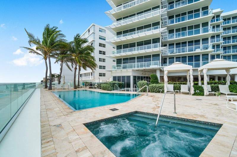 3 bedroom Condominium at 3550 S Ocean Boulevard #6b, 3550 South Ocean Condo, South Palm Beach — photo 2
