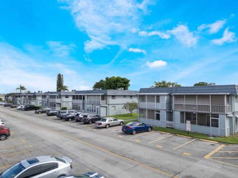 499 Saxony K, Delray Beach FL - photo 19 of 34