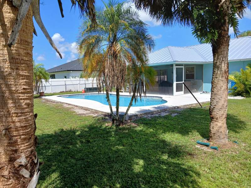 3 bedroom Single Family Residence at 4522 Floral Street, Port St. Lucie section 33, Port St. Lucie — photo 3