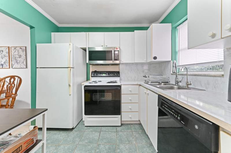 2 bedroom Townhouse at 803 W Oakland Park Boulevard #A7, Racquet Club, Oakland Park — photo 5