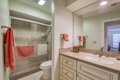 13793 Whispering Lakes Lane, Palm Beach Gardens FL - photo 22 of 47