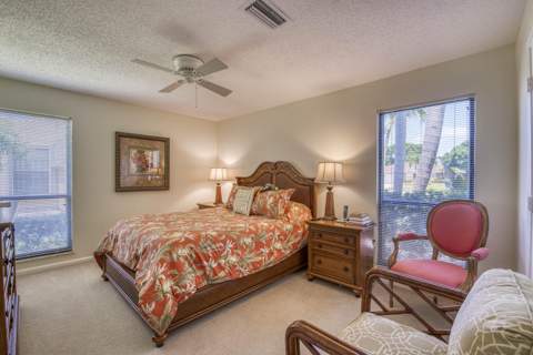 13793 Whispering Lakes Lane, Palm Beach Gardens FL - photo 21 of 47