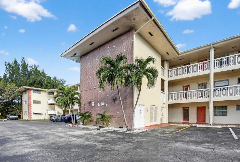 2 bedroom Condominium at 4770 NW 10th Court #104, Lake Park Gardens 4 Inc Condo, Plantation — photo 3