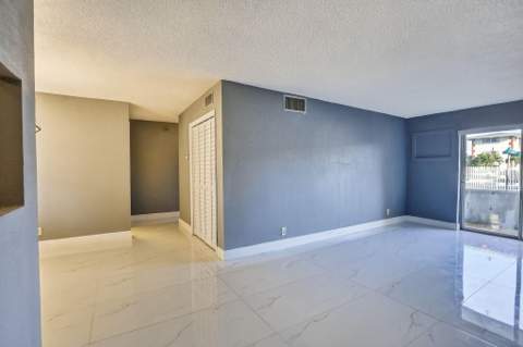 4770 NW 10th Court #104, Plantation FL - photo 10 of 23