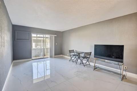 4770 NW 10th Court #104, Plantation FL - photo 11 of 23