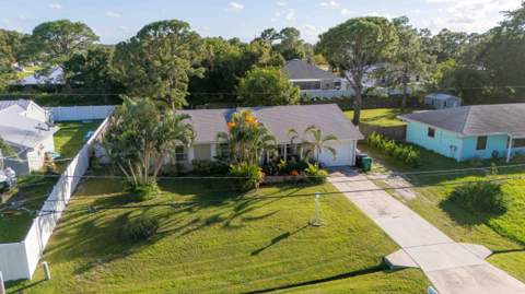 382 SE Evans Avenue, Port St. Lucie FL - photo 20 of 23