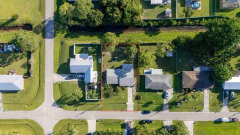 382 SE Evans Avenue, Port St. Lucie FL - photo 22 of 23