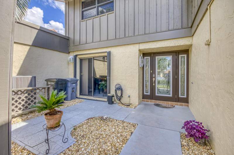 3 bedroom Townhouse at 11135 Oakdale Road, Indian Spring, Boynton Beach — photo 3
