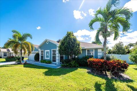6876 Bronte Circle, Port St. Lucie FL - photo 9 of 53