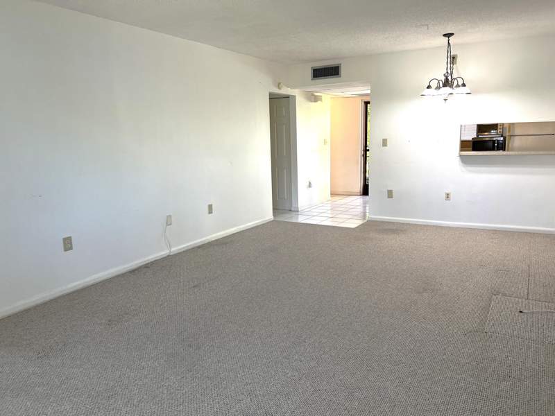 1 bedroom Condominium at 812 SW 9th Street Circle #103, Boca Terrace Condo Ph I And II Or261, Boca Raton — photo 2
