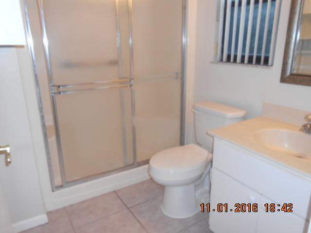 2 bedroom Condominium at 23 Crossings Circle #E, Crossings Of Boynton Beach Condo, Boynton Beach — photo 3