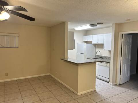 23 Crossings Circle #E, Boynton Beach FL - photo 8 of 19