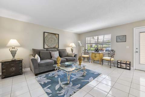 157 Flanders D, Delray Beach FL - photo 6 of 45