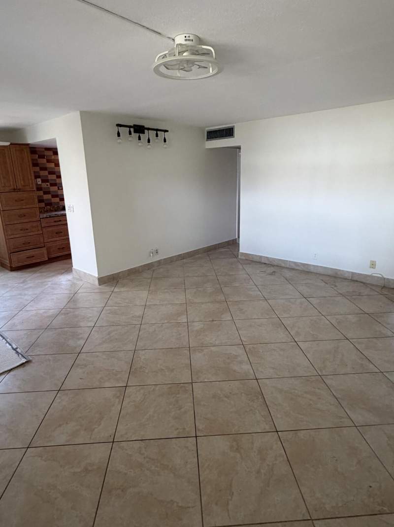 2 bedroom Condominium at 157 Saxony D, Kings Point Saxony Condos, Delray Beach — photo 4