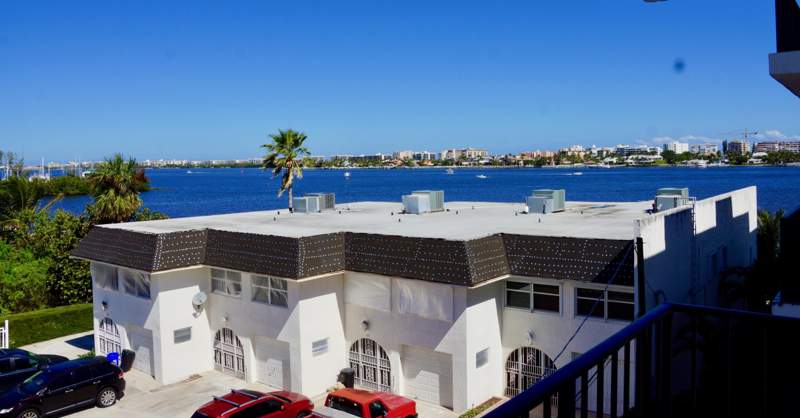 1 bedroom Condominium at 301 Croton Avenue #406, Croton Harbor, Lantana — photo 4