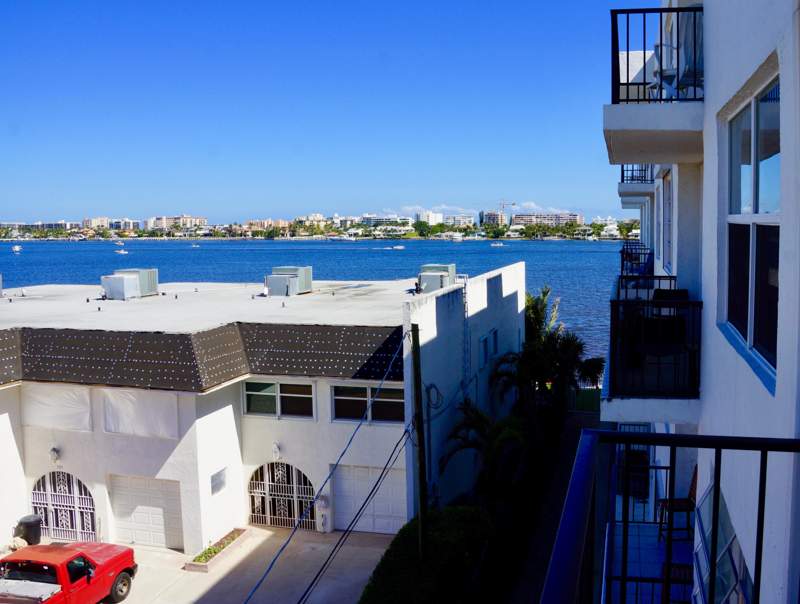 1 bedroom Condominium at 301 Croton Avenue #406, Croton Harbor, Lantana — photo 5