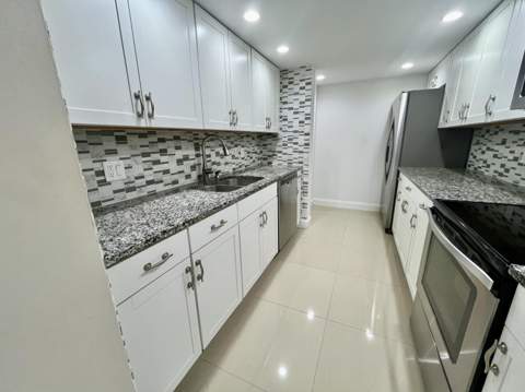 301 Croton Avenue #406, Lantana FL - photo 11 of 21