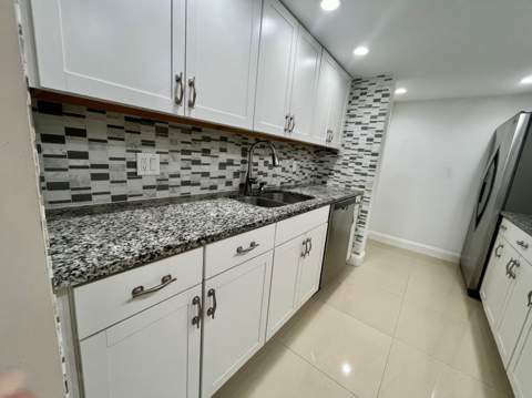 301 Croton Avenue #406, Lantana FL - photo 12 of 21