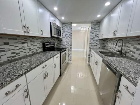 301 Croton Avenue #406, Lantana FL - photo 15 of 21