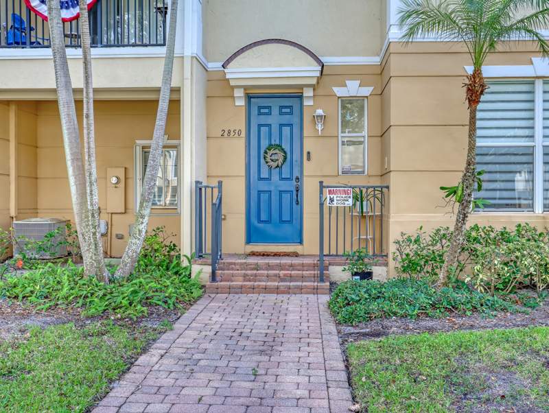 3 bedroom Townhouse at 2850 S Oasis Drive, Quantum Park Townhomes, Boynton Beach — photo 4