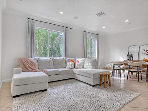 2850 S Oasis Drive, Boynton Beach FL - photo 7 of 37