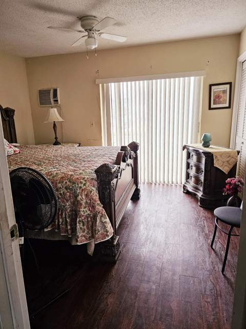 102 Easthampton E, West Palm Beach FL - photo 10 of 13