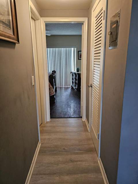 102 Easthampton E, West Palm Beach FL - photo 6 of 13
