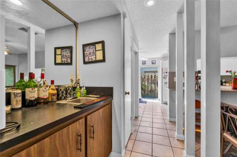 22349 Treetop Circle, Boca Raton FL - photo 11 of 36
