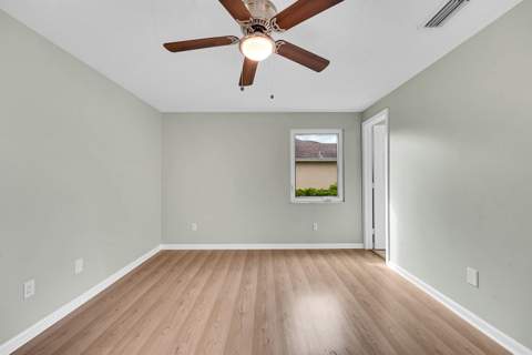 1652 SW Crawford Avenue, Port St. Lucie FL - photo 15 of 42