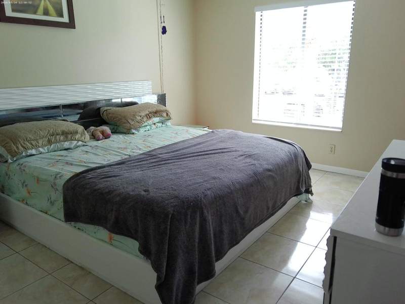 2 bedroom Condominium at 1011 Green Pine Boulevard #D2, Palm Club Village I Condo, West Palm Beach — photo 5