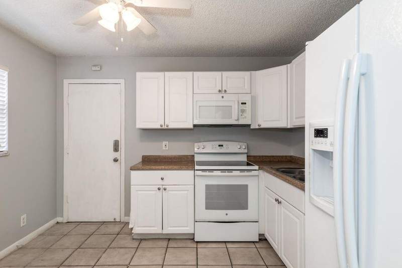 2 bedroom Villa at 5692 SW Stonington Way #5692, Lees Crossing 1 Twnhs, Lake Worth — photo 3