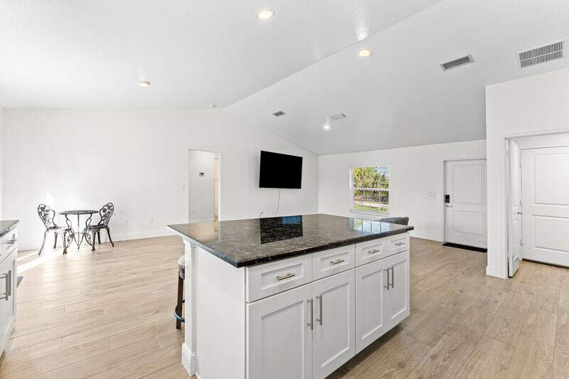 3 bedroom Single Family Residence at 18476 40th Run, The Acreage, Loxahatchee — photo 4