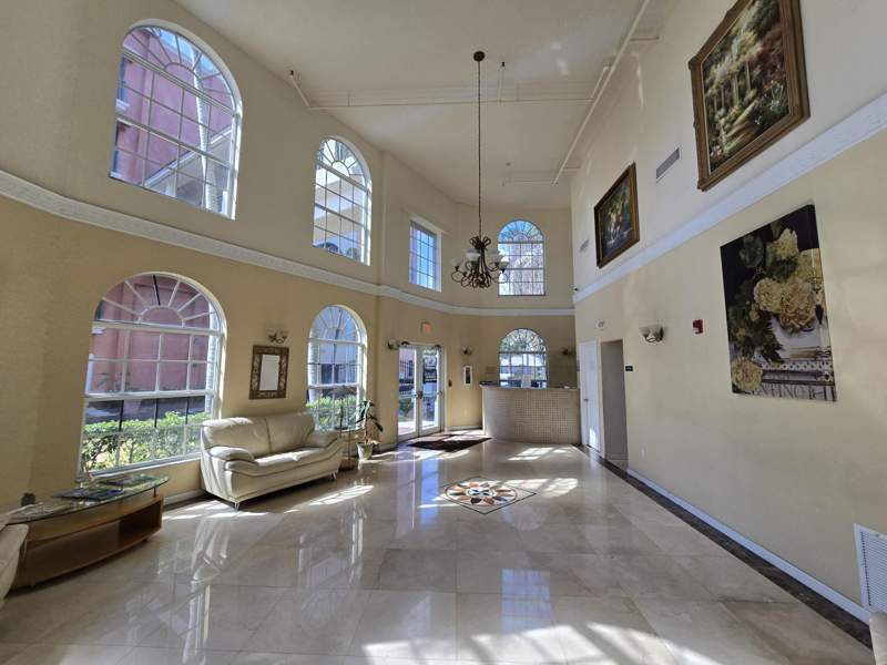 2 bedroom Condominium at 1640 Presidential Way #403, Park Place Condo, West Palm Beach — photo 4